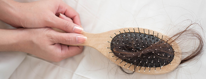 Co na wypadanie włosów po ciąży?