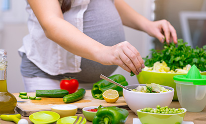 Czy na pewno dostarczasz swojemu dziecku wszystkie niezbędne składniki z dietą?