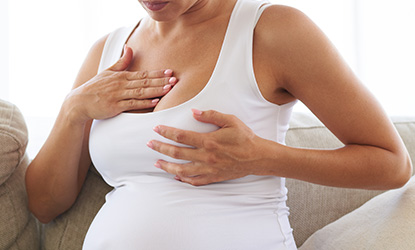 Jak poradzić sobie z zastojem pokarmu w piersiach